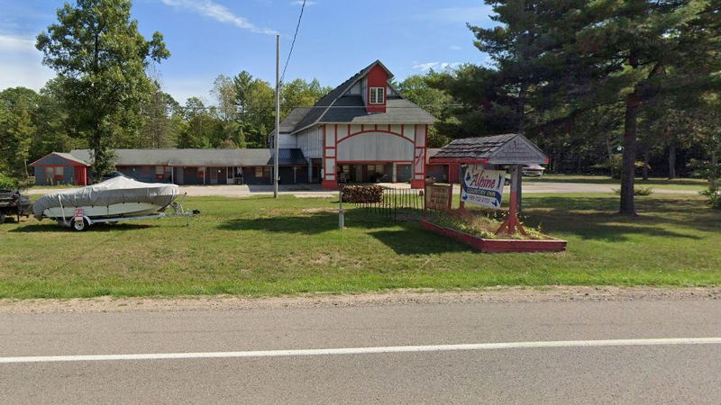 Alpine Country Inn (Northland Motel)